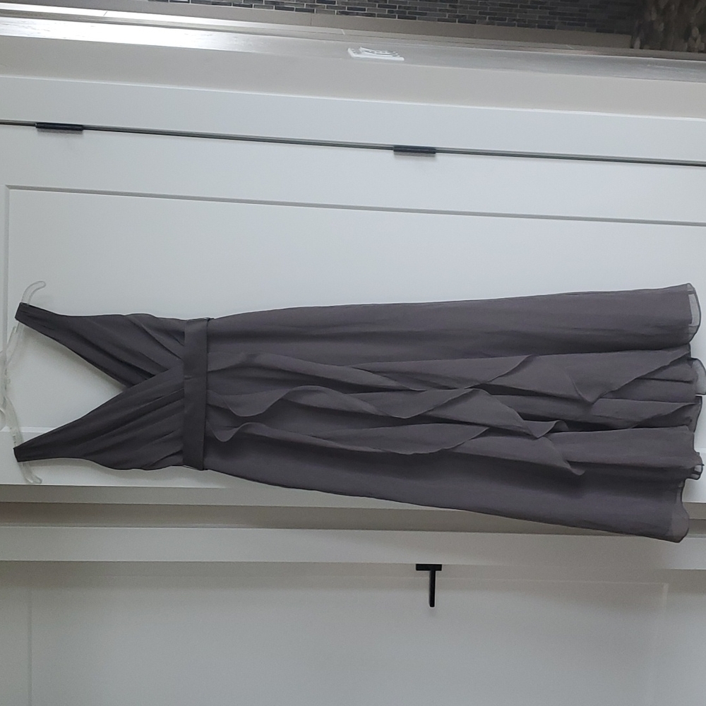 Vera Wang bridesmaids dress, size 8. Purchased at Davids Bridal. Worn once.